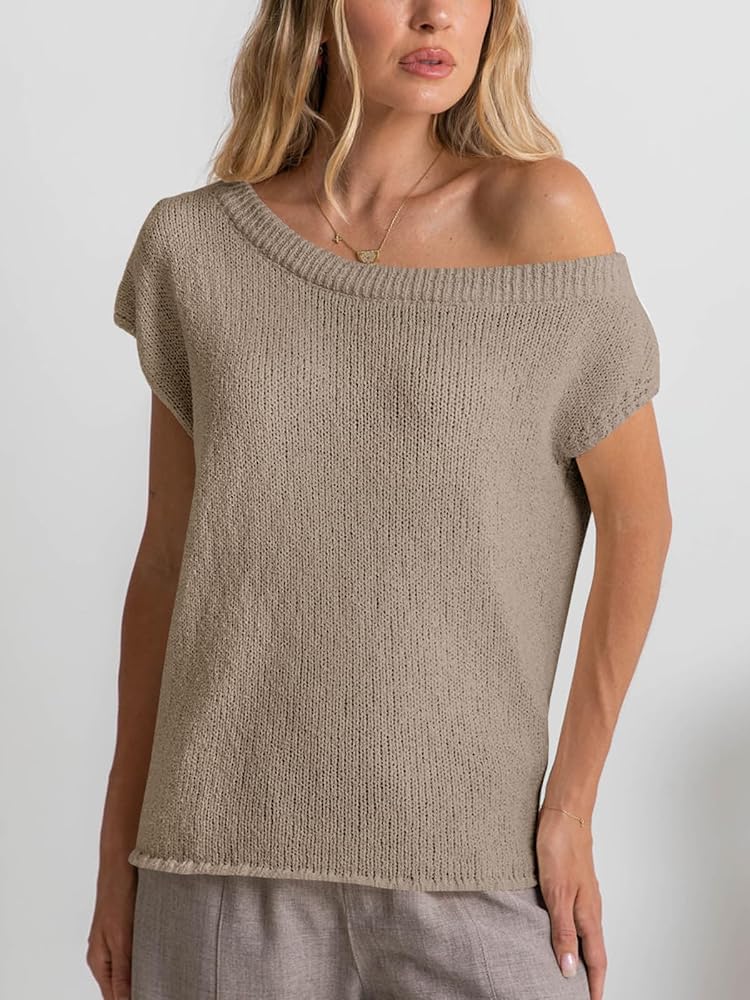 アメリーTRIANGLE ONE SHOULDER KNIT White One Sleeve Sweater | One Shoulder Cable Knit Sweater | Lane 201